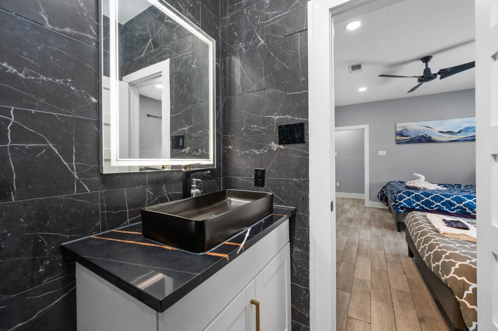 Spacious Galleria Apartment With Free Park Houston Eksteriør bilde